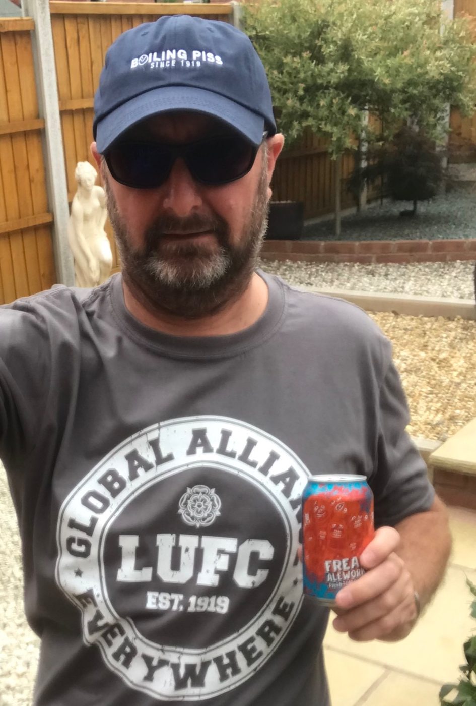 Customer in the garden in the Leeds Everywhere tee
